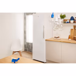 Indesit UI6 F1T W UK.1 freezer Upright freezer Freestanding 223 L White