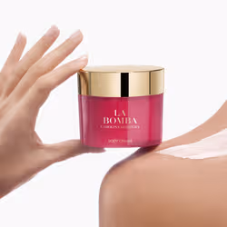 Carolina Herrera La Bomba body moisturizer Women 200 ml - Additional view 3