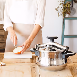 BRA A185502 stovetop pressure cooker 6 L Silver