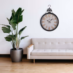 Versa 18191138 wall/table clock