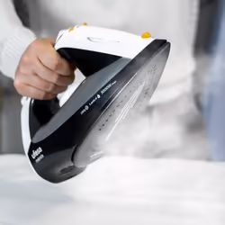 Ufesa PV3650 Mérida Dry & Steam iron Ceramic soleplate 3000 W Black, White
