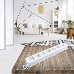 TM Electron TMUAD206WH power extension 1.4 m 6 AC outlet(s) Indoor White