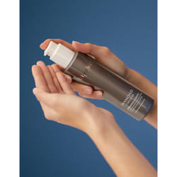 Natura Bissé Diamond Cocoon Hydrating Essence Face lotion 200 ml Women