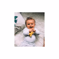 Oli&Carol Ana Banana teether