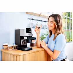 Beko CEP5304X CaffeExperto Semi Automatic Espresso Coffee Machine with Integrated Milk Jug - Additional view 8