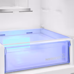 Beko CNG4692VW Frost Free Combi Fridge Freezer with HarvestFresh™ Technology - Additional view 7