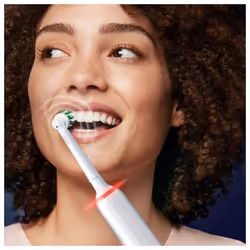 Oral-B Pro 3 3500 White Electric Toothbrush