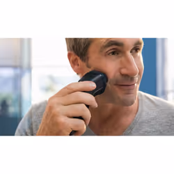 Philips Series 3000 Wet or Dry Men's Electric Shaver, S3133/51