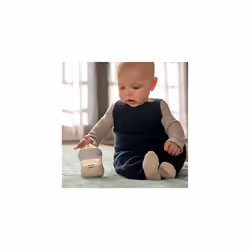 Avent Natural Response Baby Bottle - 2 x 125ml Baby Milk Bottle for Newborns and Up, BPA Free, 0+ Months (Model SCY900/02)