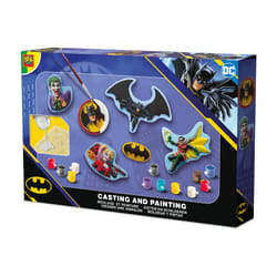 SES Creative 09364 DC Batman Casting and Painting Set - Craft Kit for Kids and Adults - Includes Molds, Paint, Plaster of Paris, and Tools - Create Iconic Batman Figures - Painting Kit