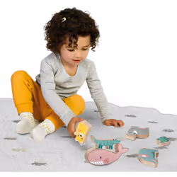 SES Creative Tiny Talents Balance and stacking game wooden animals