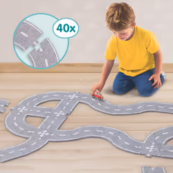 SES Creative Tiny Talents Felt road circuit 40pcs with car