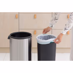 Brabantia - 115349 - Poubelle Touch Bin Unie New, 30 L - INOX Mat - Additional view 5