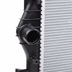 DENSO DRM20120 Engine radiator 620 386 16 - Additional view 5