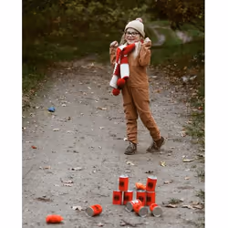 BS Toys Tin Throwing Bunnock - Additional view 5