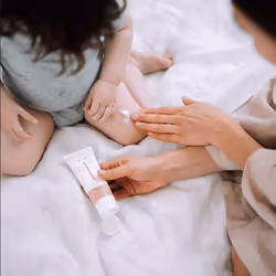 NAÏF Nurturing Cream for Baby & Kids - Additional view 4