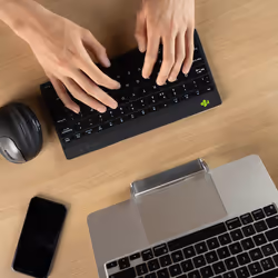 R-Go Tools Ergonomic keyboard R-Go Compact Break, compact keyboard with break software, QWERTY (UK), Bluetooth, black