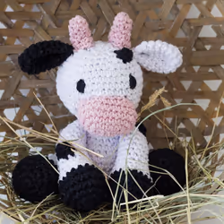 Hoooked Crochet Kit - Kirby The Cow - cute amigurumi cow - easyish kit