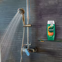 Radox Mineral Therapy Shower Gel - 225ml - Buy 3 - Feel Refreshed