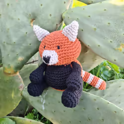Hoooked Amigurumi DIY Kit W/Eco Barbante Yarn-Red Panda Ling PAK333