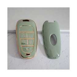 New Electroplated TPU Car Key Cover for Hyundai Santa Fe Tucson 2022 - Green Case