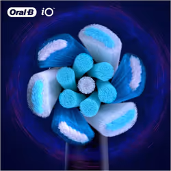 Oral-B iO Ultimate Clean Electric Toothbrush Head, Twisted & Angled Bristles for Deeper Plaque Removal, Pack of 4 Toothbrush Heads, Black