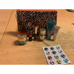 ESTEE LAUDER 'PARADISE' GIFT SET - COSMETIC BAG & 7 ITEMS