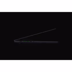 Razer Blade 16 Intel Core Ultra 9 386H Laptop 40.6 cm (16") WQXGA 32 GB LPDDR5x-SDRAM 2 TB SSD NVIDIA GeForce RTX 5090 Wi-Fi 7 (802.11be) Windows 11 Home Black QWERTY UK English - Additional view 4