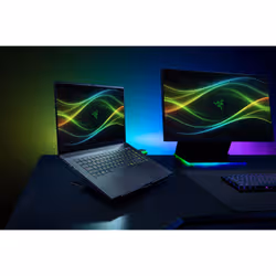 Razer Blade 16 Intel Core Ultra 9 386H Laptop 40.6 cm (16") WQXGA 32 GB LPDDR5x-SDRAM 2 TB SSD NVIDIA GeForce RTX 5090 Wi-Fi 7 (802.11be) Windows 11 Home Black QWERTY UK English - Additional view 6