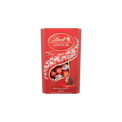 Lindt Lindor Milk Chocolate Truffles 600G - Pack Of 2