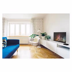 Strong SRT7406 AV receiver Black
