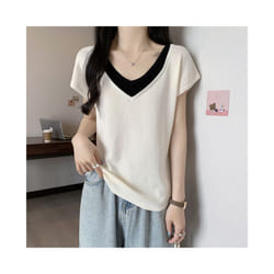 Summer Large Size Women New Fake Two-piece V-neck Short-sleeved T-shirt Loose Cool Slimming Top - Beige, L