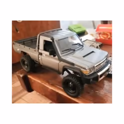 Full Scale RC CAR1:12  2.4G 4WD Off-Road Crawler Car Pick Up TruckControllable Headlights Remote Control - MN82 Silvery