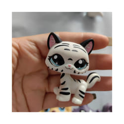 Little Baby pets  LPS Cute Short Hair Cats Deer Tortoise Bear Monkey Dolphin Spaniel Dogs Tortoise Figure - Fluorescent Green