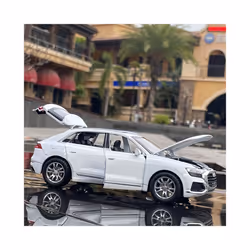 1:32 AUDI Q8 SUV Alloy Car Model Diecast Metal Vehicles Car Model Collection High Simulation Sound and - Black