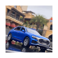 1:32 AUDI Q8 SUV Alloy Car Model Diecast Metal Vehicles Car Model Collection High Simulation Sound and - Blue
