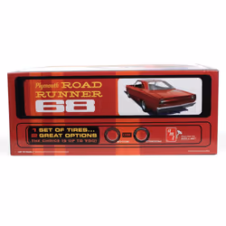 AMT 1363 1968 Plymouth Road Runner 1:25 Model Kit