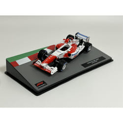 Jarno Trulli Toyota TF104B 2004 F1 Collection 1:43 Scale