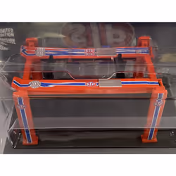 STP Four Post Lift Series 2 1:64 Scale Greenlight 16120A