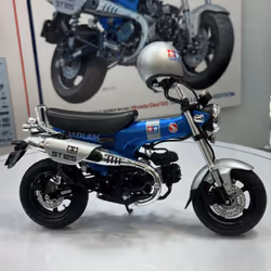 Tamiya 14142 Honda Dax 125 Tamiya Edition 1:12 Model Kit