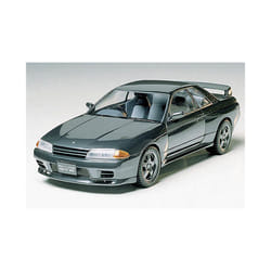 Tamiya 24090 Nissan Skyline GTR  1:24 Car Model Kit