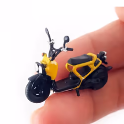 Realistic Motorcycle Model 1:64 Collectibles Props Resin Mini Model Toys for Dollhouse Scene Layout Micro Landscape