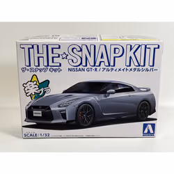 Nissan GT R Silver 1:32 Snap Model Kit Aoshima 05641