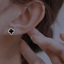 Rhinestone Clover Stud Earrings For Women Fashion Shiny Rhinestone Four Leaf Clover Earrings No Allergy Earrings Jewelry - gold
