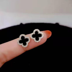 Exquisite Rhinestone Clover Stud Earrings For Women Fashion Shiny Rhinestone Four Leaf Clover Earrings No Allergy Earrings Jewelry - gold