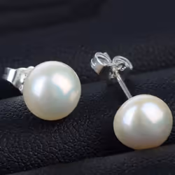 Women&apos;s Fashion White Faux Pearl Studs Piercing Earrings Charms Jewelry Gift
