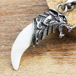Boho Style Wolf Tooth Pendant Couple Necklace Men&apos;s Wolf Tooth Necklace