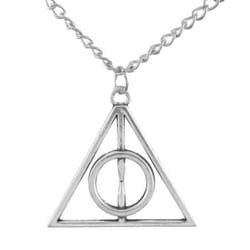 Necklace Hollow Triangle Pendant Exquisite Accessories Vintage Sweater Chain - silver