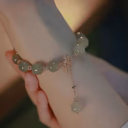 Vintage Light Luxury Imitation Hetian Jade Beaded Charm Bracelet Pearl Zircon