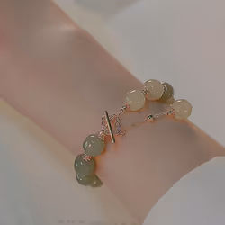 Fashionable Exquisite Green Imitation Jade Beaded Bracelet For Women Elegant Sweet Wrist Chain Court Style Banquet Daily Jewelry